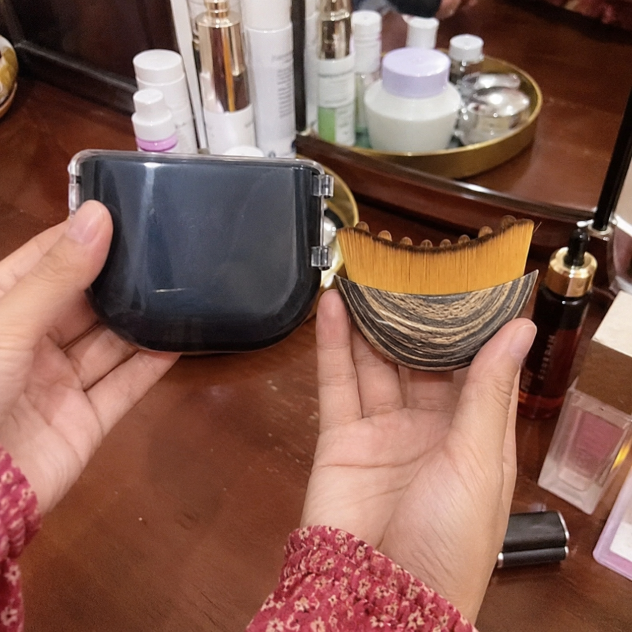 Lymphatic Contour Face Brush